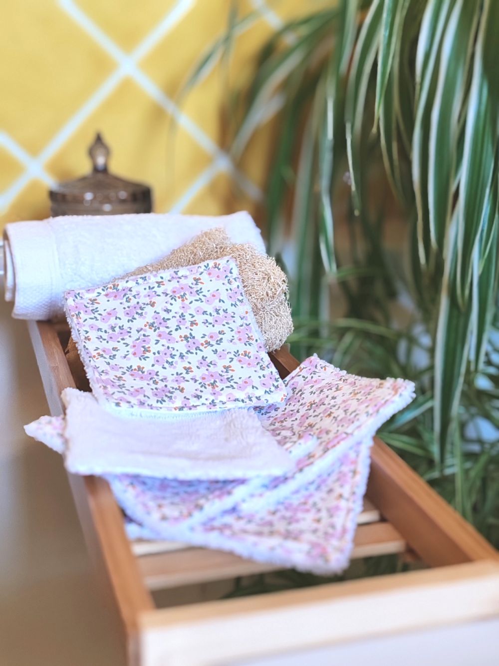 Pack de 5 lingettes lavables bébé en coton motif petites fleurs roses et éponge de bambou - Cœur de Pinpin